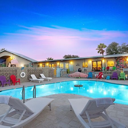 Hotel Mccoy - Art, Coffee, Beer, Wine Tucson Extérieur photo