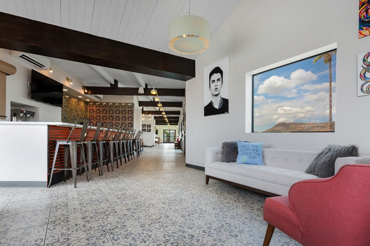 Hotel Mccoy - Art, Coffee, Beer, Wine Tucson Extérieur photo
