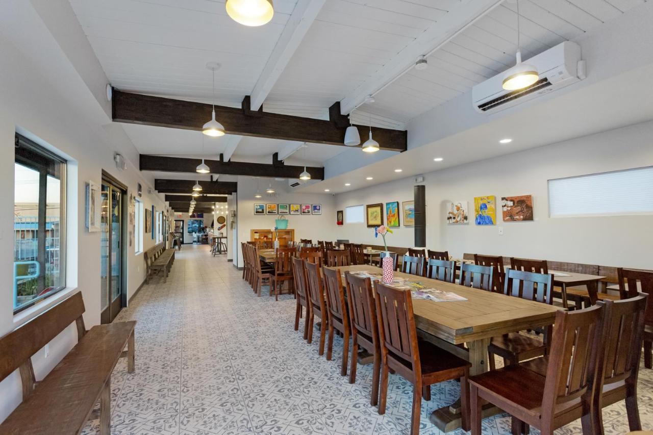Hotel Mccoy - Art, Coffee, Beer, Wine Tucson Extérieur photo